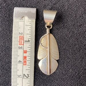 Elegant Silver Feather Necklace